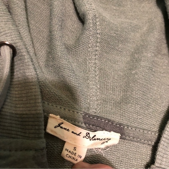 JANE and Delancey Anthropologie Green Camo Pullover Hoodie Womens Size Small - Picture 4 of 8